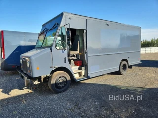 FREIGHTLINER MT45 CHASSIS