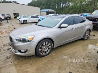 KIA CADENZA PREMIUM