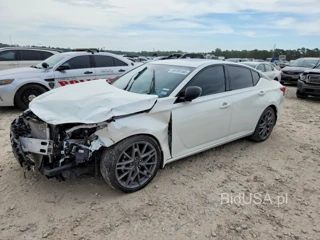 NISSAN ALTIMA SR