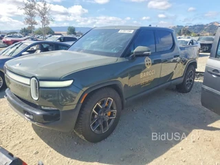 RIVIAN R1T LAUNCH EDITION