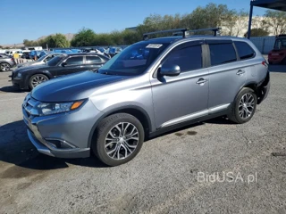 MITSUBISHI OUTLANDER SE
