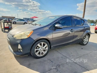 TOYOTA PRIUS C FOUR
