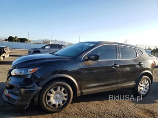 NISSAN ROGUE SPORT S