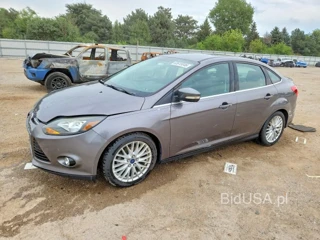FORD FOCUS TITANIUM