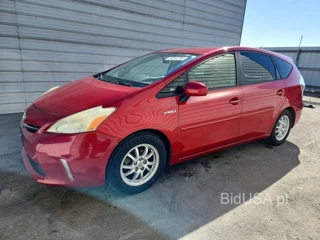 TOYOTA PRIUS V THREE