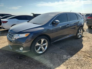 TOYOTA VENZA AWD V6
