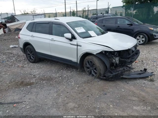 VOLKSWAGEN VOLKSWAGEN TIGUAN 2.0T SE