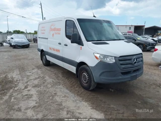 MERCEDES-BENZ MERCEDES-BENZ SPRINTER 2500 STANDARD ROOF V6