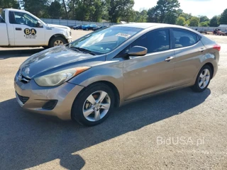 HYUNDAI ELANTRA GLS