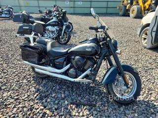 KAWASAKI VN900 B