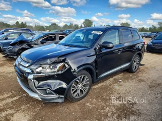 MITSUBISHI OUTLANDER SE