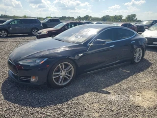 TESLA MODEL S P85