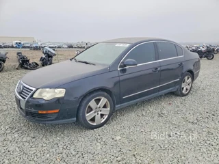 VOLKSWAGEN PASSAT KOMFORT