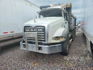 MACK GRANITE