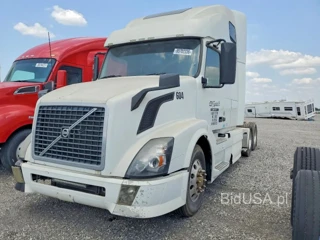 VOLVO VNL