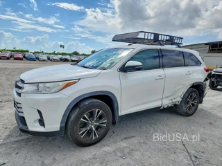 TOYOTA HIGHLANDER LE