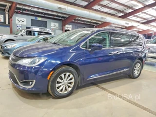 CHRYSLER PACIFICA TOURING L