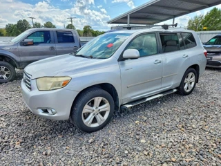 TOYOTA HIGHLANDER LIMITED