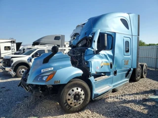 FREIGHTLINER CASCADIA 126