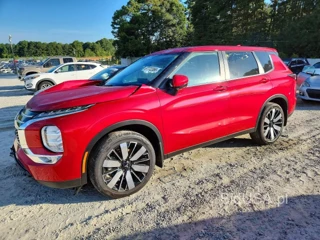 MITSUBISHI OUTLANDER SE