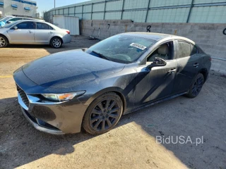 MAZDA 3 PREFERRED