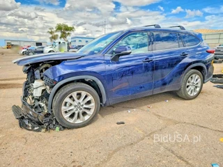 TOYOTA HIGHLANDER LIMITED