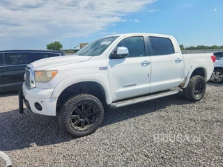 TOYOTA TUNDRA CREWMAX LIMITED