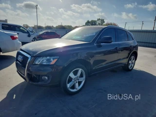 AUDI Q5 PREMIUM PLUS