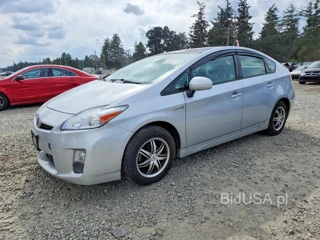 TOYOTA PRIUS IV