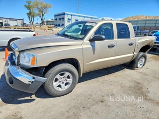 DODGE DAKOTA QUAD SLT