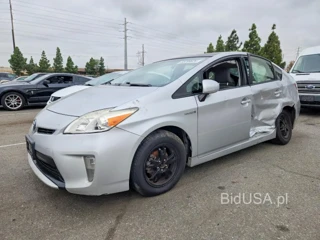 TOYOTA PRIUS THREE