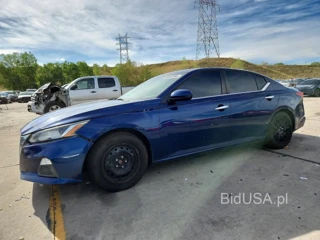 NISSAN ALTIMA S