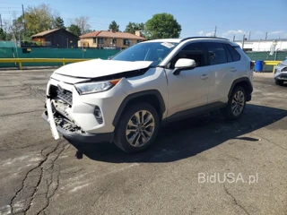 TOYOTA RAV4 XLE PREMIUM