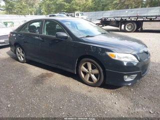 TOYOTA TOYOTA CAMRY SE
