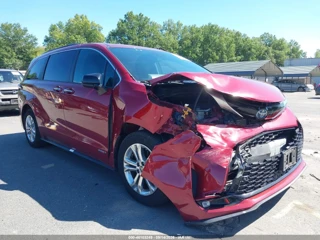 TOYOTA TOYOTA SIENNA XSE
