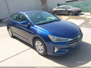 HYUNDAI HYUNDAI ELANTRA SE