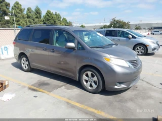 TOYOTA TOYOTA SIENNA LE 8 PASSENGER