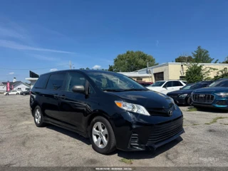 TOYOTA TOYOTA SIENNA L