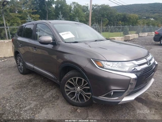 MITSUBISHI MITSUBISHI OUTLANDER SE