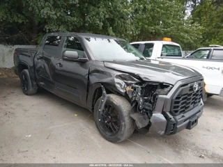 TOYOTA TOYOTA TUNDRA SR5