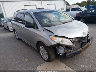 TOYOTA TOYOTA SIENNA XLE V6 8 PASSENGER