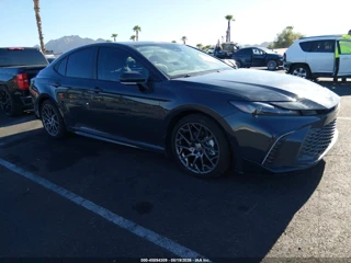 TOYOTA TOYOTA CAMRY SE