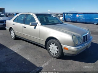 MERCEDES-BENZ MERCEDES-BENZ E 320