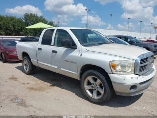 DODGE DODGE RAM 1500 SLT