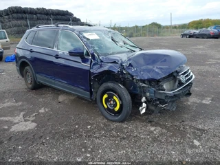VOLKSWAGEN VOLKSWAGEN TIGUAN 2.0T SE