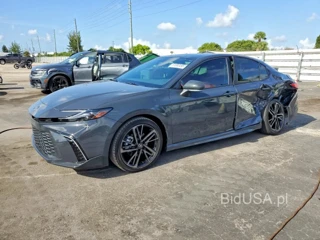 TOYOTA CAMRY XSE