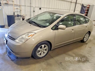 TOYOTA PRIUS BASE