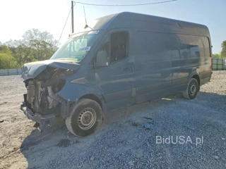 MERCEDES-BENZ SPRINTER 2500