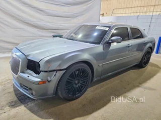 CHRYSLER 300C SRT-8