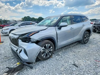 TOYOTA HIGHLANDER XLE